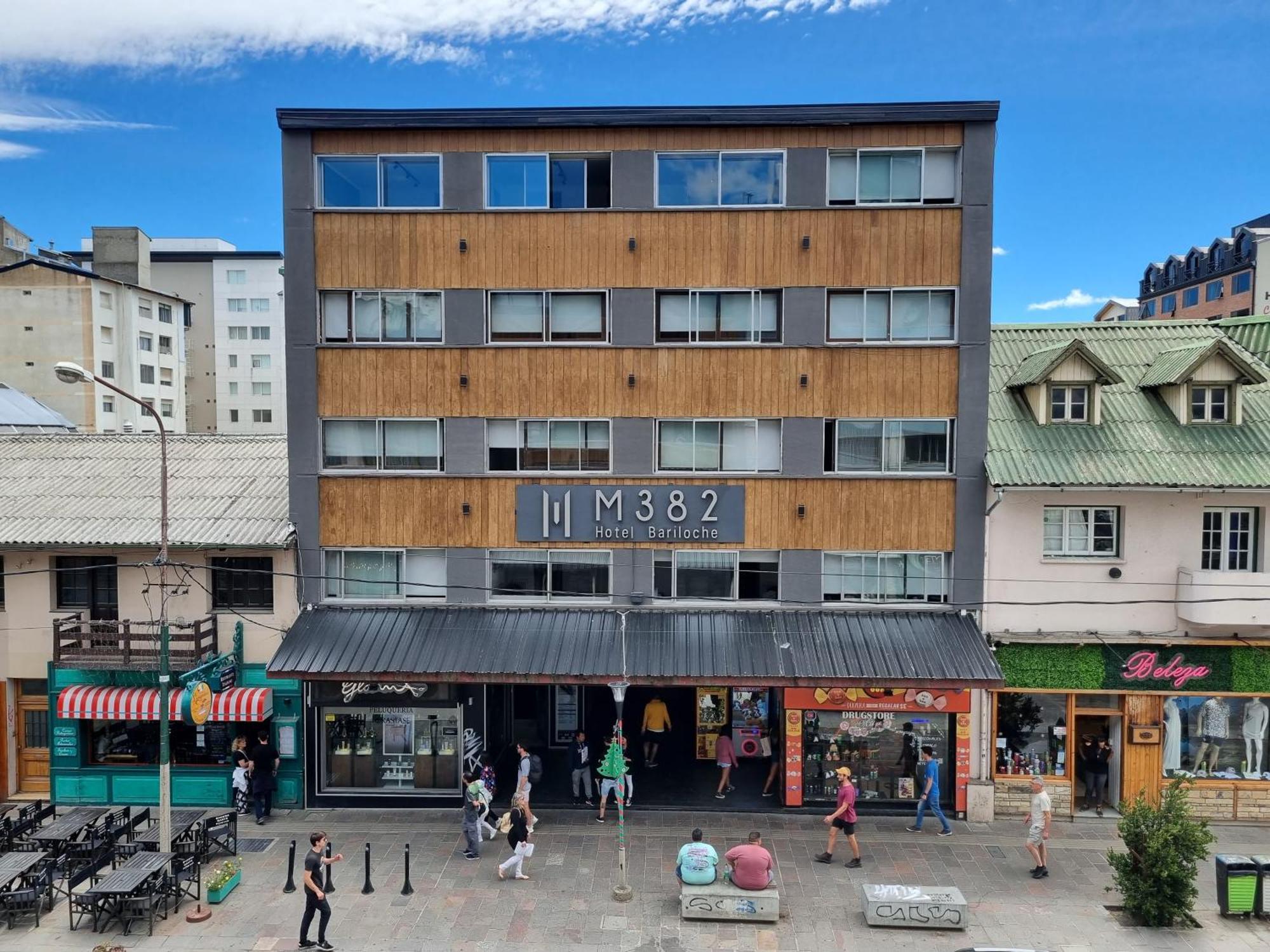 M382 Hotel Bariloche Exterior photo